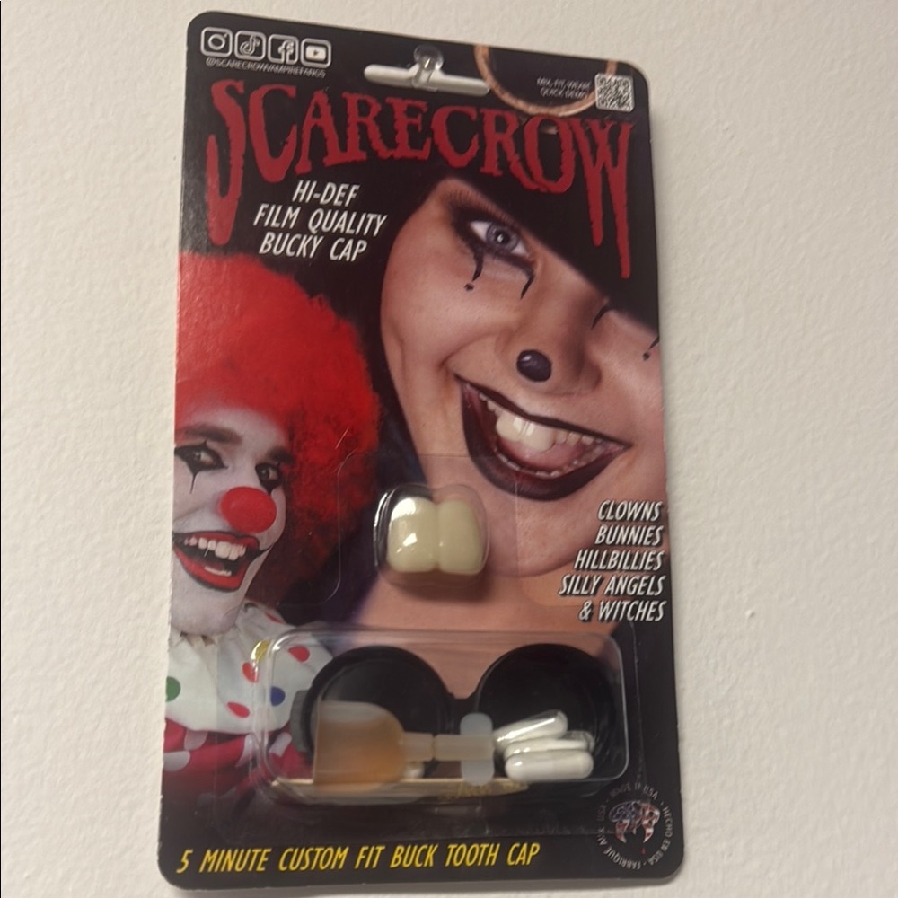 Scarecrow Custom Fit clown Teeth